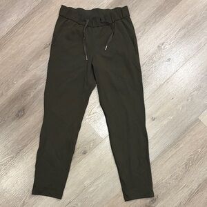 Lululemon Athletica Olive Cropped Pants
